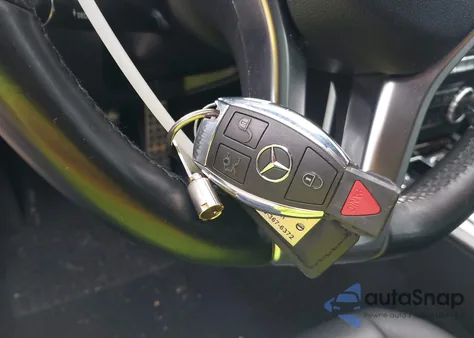 2013 Mercedes-Benz C 300 Luxury 4Matic/Sport 4Matic from USA, damaged, VIN WDDGF8AB9DR257242